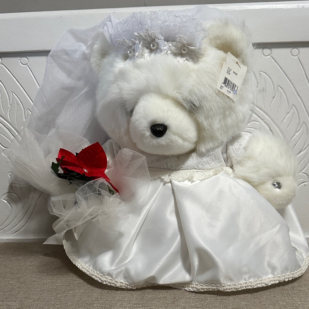 Vintage 2000 Santa bear bride